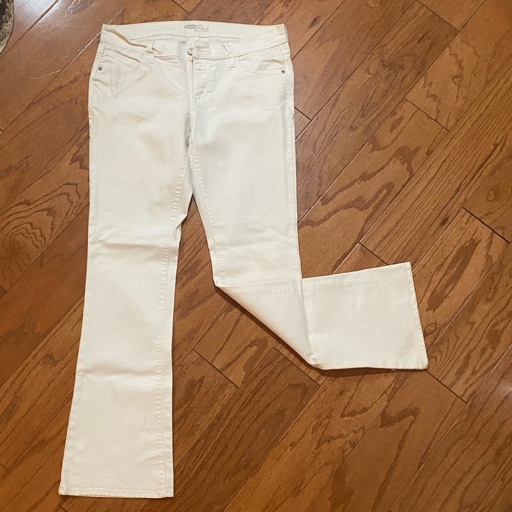 White Bootcut Jeans • OLD NAVY